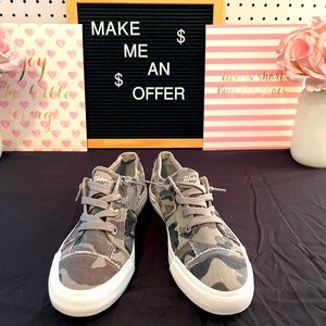 Brand New Blowfish Camo Sneaker